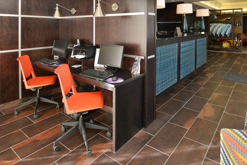 Best Western Plus Midwest Inn Omaha Esterno foto