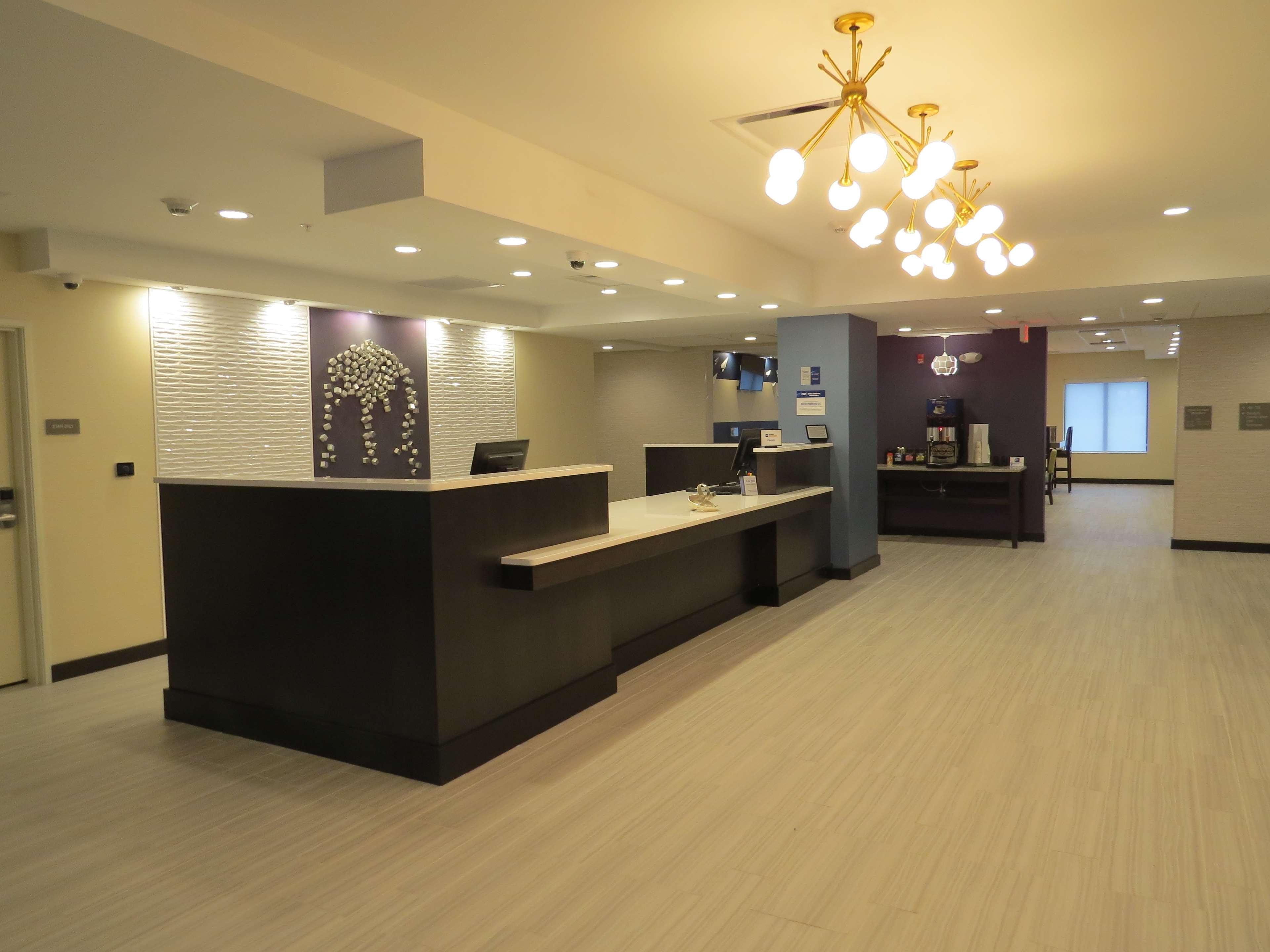 Best Western Plus Midwest Inn Omaha Esterno foto