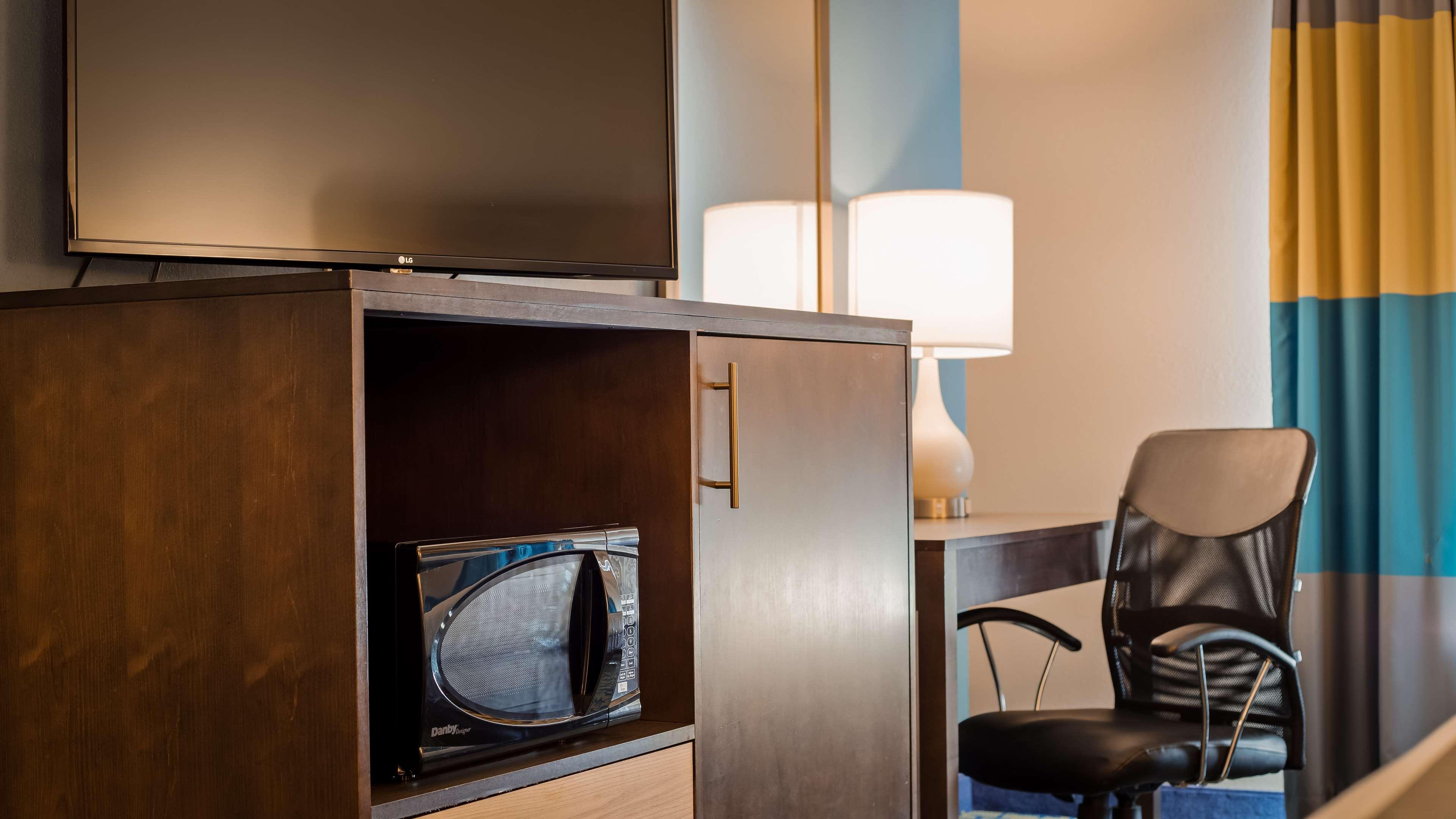 Best Western Plus Midwest Inn Omaha Esterno foto