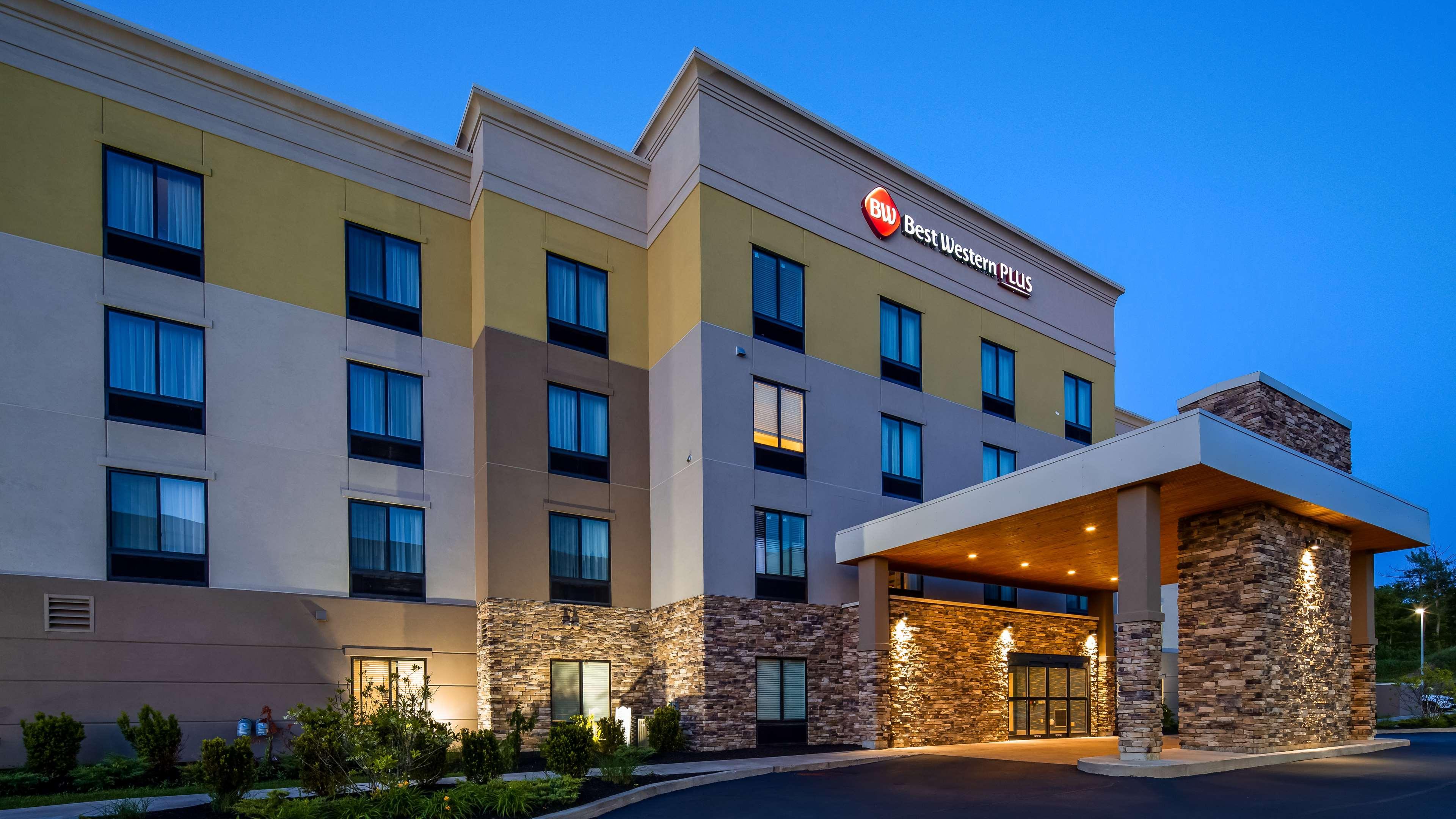 Best Western Plus Midwest Inn Omaha Esterno foto
