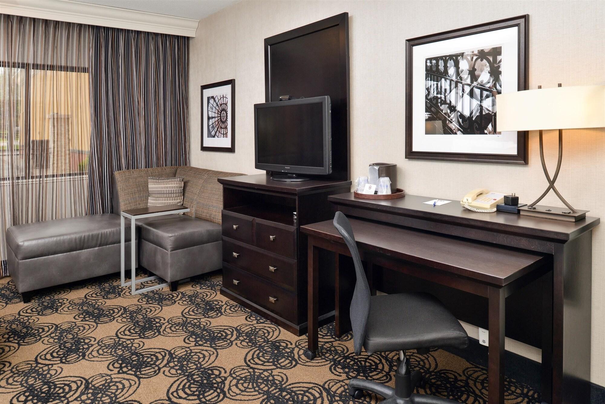 Best Western Plus Midwest Inn Omaha Esterno foto