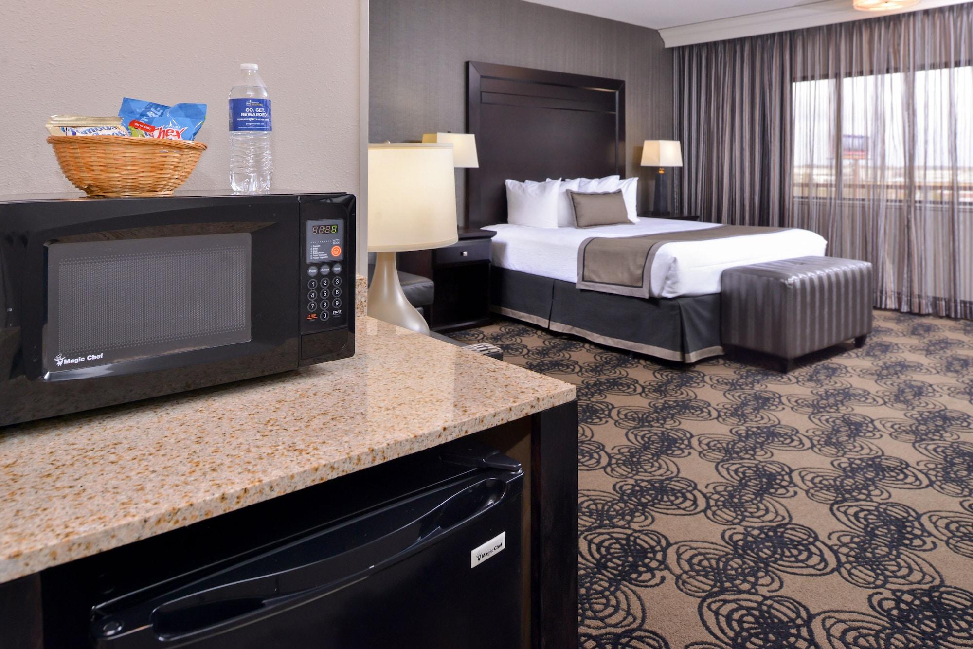 Best Western Plus Midwest Inn Omaha Esterno foto