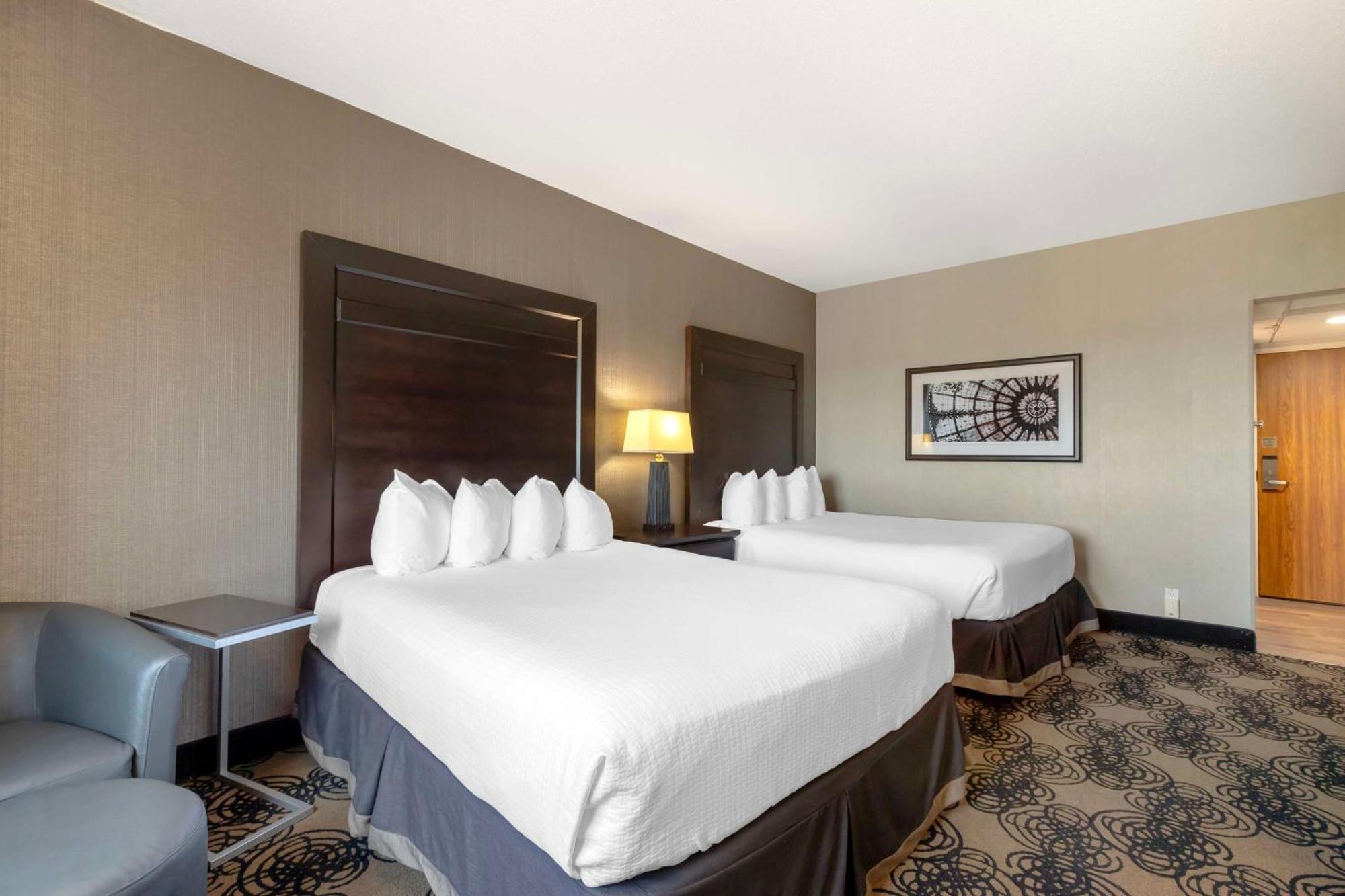Best Western Plus Midwest Inn Omaha Esterno foto