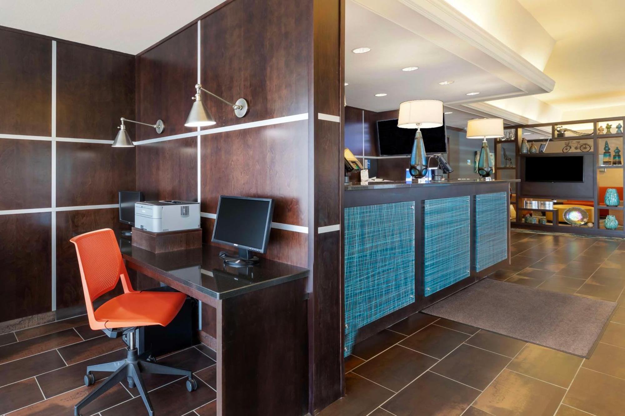 Best Western Plus Midwest Inn Omaha Esterno foto